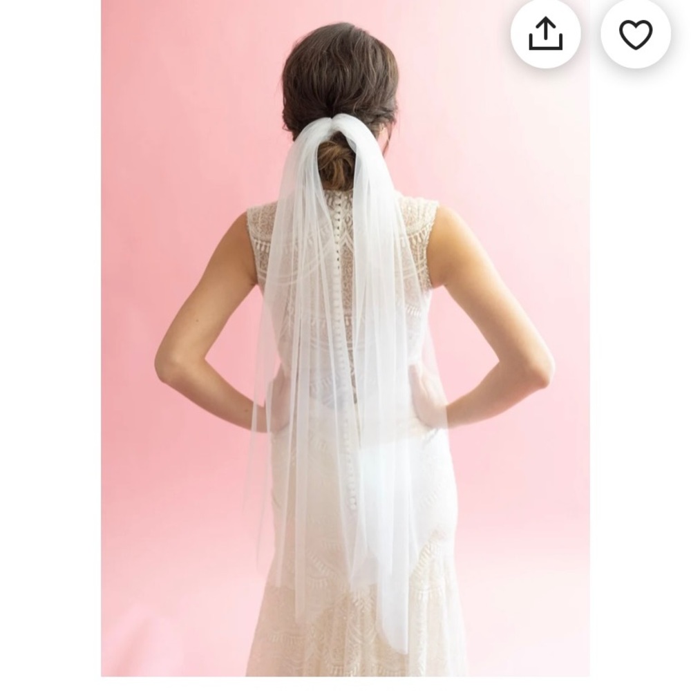 Wedding split veil
